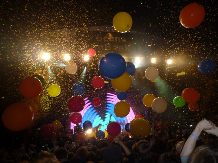 Review: OFF Festival 2010 Highlights, live music in Berlin. Review: OFF Festival 2010 Highlights, Berlin Gig. the flaming lips Rock Review Pop poland off festival Indie Festival dinosaur jr . rock review pop indie festival